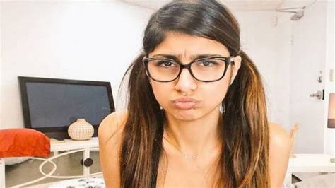 مشاهدة و تحميل فيديو مايا خليفة الاباحي Mia Khalifa